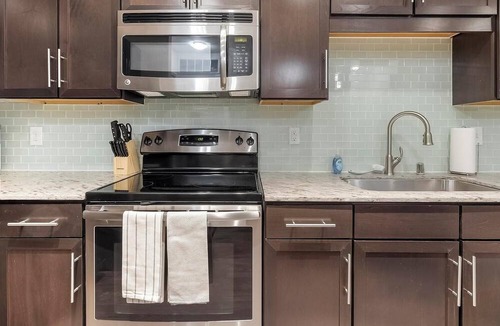 West Dallas Apartment | Landing | Amazing 1BD, Gym