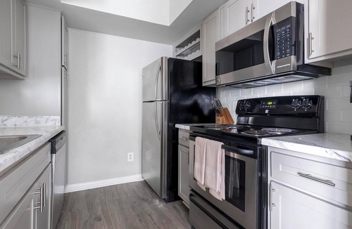 Briarforest Apartment | Landing | Amazing 1BD, Gym, Pool