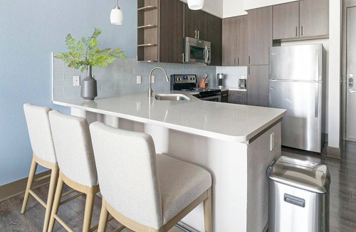 Memorial Apartment | Landing | Amazing 1BD, Gym
