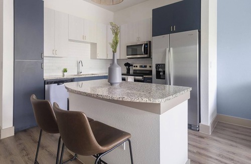Addicks Apartment | Landing | Amazing 1BD, Gym, Yoga Studio