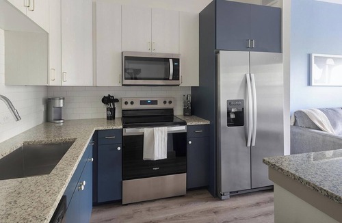 Addicks Apartment | Landing | Amazing 1BD, Gym, Yoga Studio