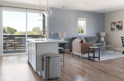 Oakwood Apartment | Landing | Amazing 1BD, Gym, Clubhouse