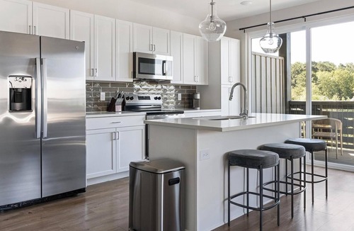 Oakwood Apartment | Landing | Amazing 1BD, Gym, Clubhouse