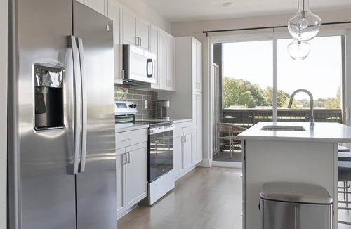 Oakwood Apartment | Landing | Amazing 1BD, Gym, Clubhouse