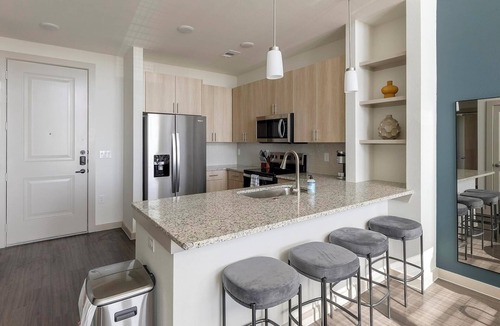 Anna Apartment | Landing | Amazing 1BD, Gym, Yoga Studio