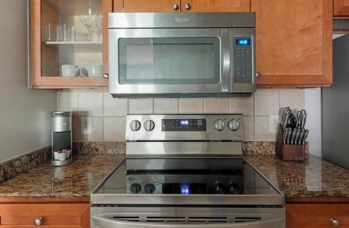 Falconhead Apartment | Landing | Amazing 1BD in Bee Cave