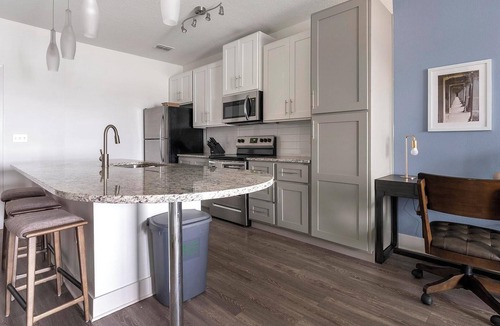 Venice Apartment | Landing | Amazing 1BD, Pool, Clubhouse