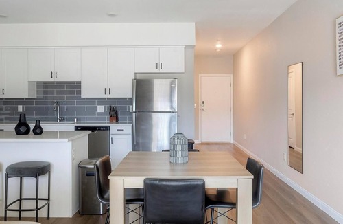 Townsite Apartment | Landing | Amazing 1BD, Rooftop Lounge, Pool
