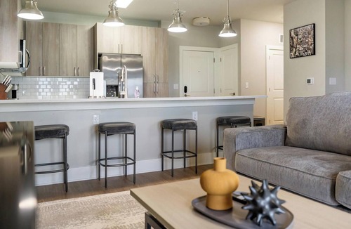 Fort Myers Apartment | Landing | Amazing 1BD, Clubhouse, Pool