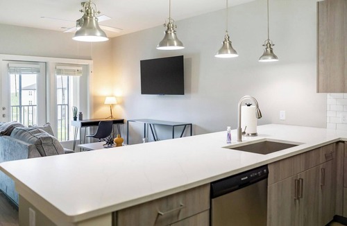 Fort Myers Apartment | Landing | Amazing 1BD, Clubhouse, Pool