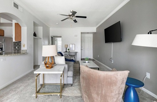 Downtown Fort Worth Apartment | Landing | Amazing 1BD, Gym