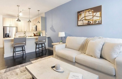 Fort Worth Apartment | Landing | Amazing 1BD in Bricktown