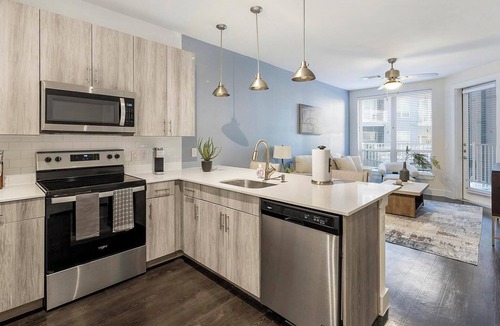 Fort Worth Apartment | Landing | Amazing 1BD in Bricktown