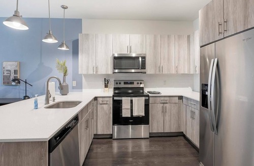 Fort Worth Apartment | Landing | Amazing 1BD in Bricktown