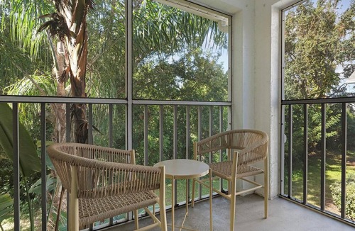 Fruitville Apartment | Landing | Amazing 1BD, Gym, Clubhouse