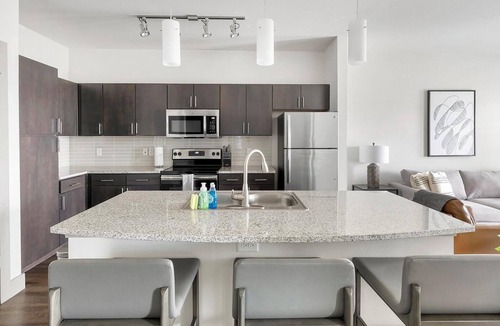 Haltom City Apartment | Landing | Amazing 1BD, Clubhouse, Courtyard