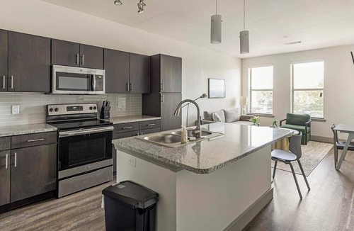 Haltom City Apartment | Landing | Amazing 1BD, Pool, Courtyard