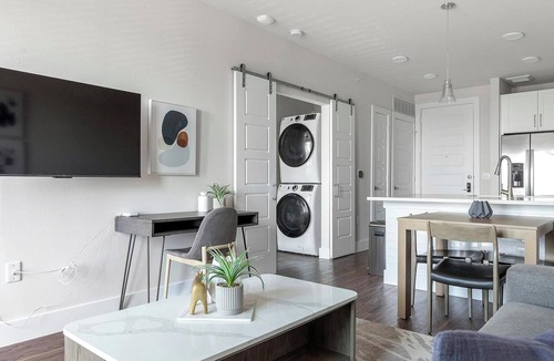 Wetmore Apartment | Landing | Amazing 1BD, Yoga Studio, Clubhouse