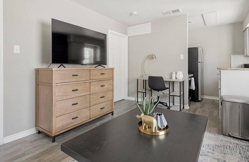Royal Ridge Apartment | Landing | Amazing 1BD, Gym, Pool