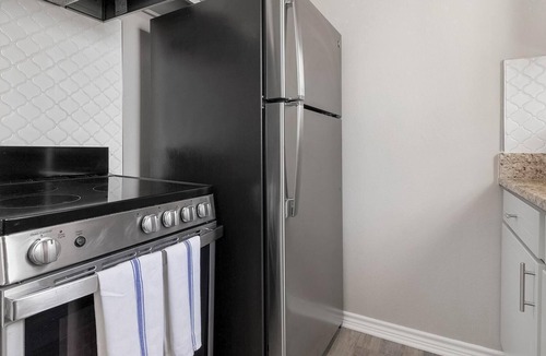 Royal Ridge Apartment | Landing | Amazing 1BD, Gym, Pool