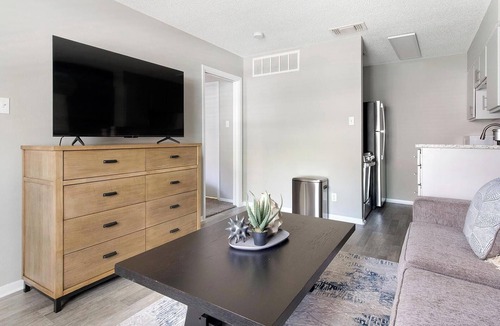 Royal Ridge Apartment | Landing | Amazing 1BD, Clubhouse, Gym