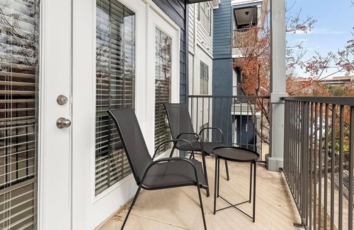 Medical Center District Apartment | Landing | Amazing 1BD, Pool, Clubhouse