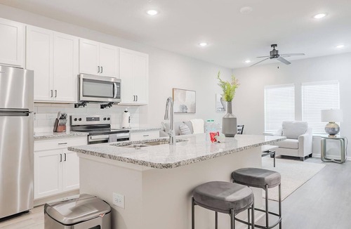 San Marcos Apartment | Landing | Amazing 1BD, Pool, Gym