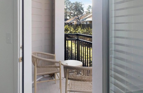 East Raleigh Apartment | Landing | Amazing 1BD, Yoga Studio, Gym