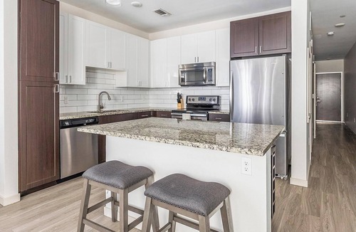 City Park Apartment | Landing | Amazing 1BD, Yoga Studio