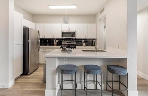 Rhodes Ranch Apartment | Landing | Amazing 2BD, Gym, Clubhouse
