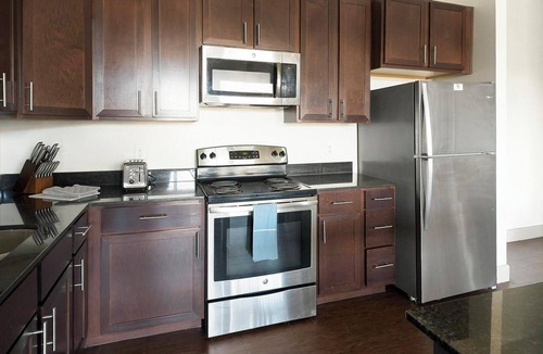Spring Apartment | Landing | Amazing 2BD, Gym