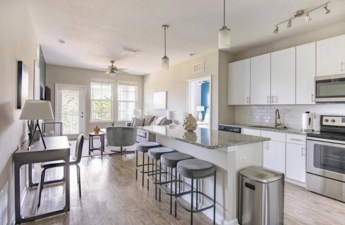 Land O' Lakes Apartment | Landing | Amazing 2BD, Clubhouse, Pool