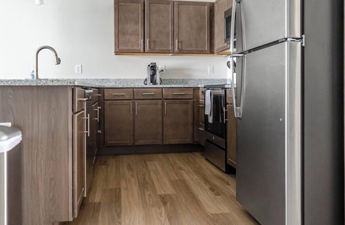 Cartersburg Apartment | Landing | Amazing 2BD, Courtyard, Pool