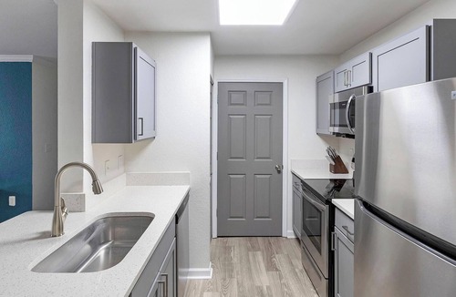 Murfreesboro Apartment | Landing | Amazing 2BD, Clubhouse, Courtyard