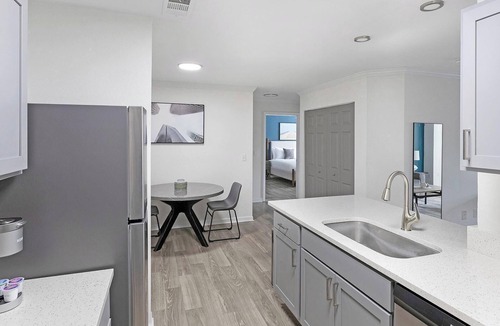 Murfreesboro Apartment | Landing | Amazing 2BD, Clubhouse, Courtyard