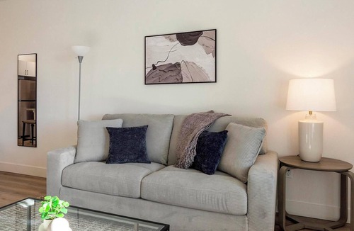 Firestone Apartment | Landing | Amazing 2BD, Clubhouse, Gym