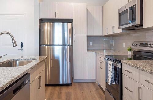 Firestone Apartment | Landing | Amazing 2BD, Clubhouse, Gym