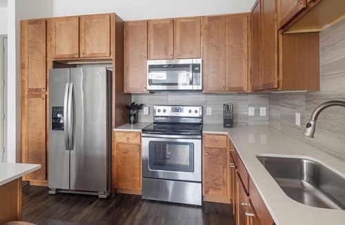 Central Business District Apartment | Landing | Amazing 2BD, Clubhouse, Courtyard