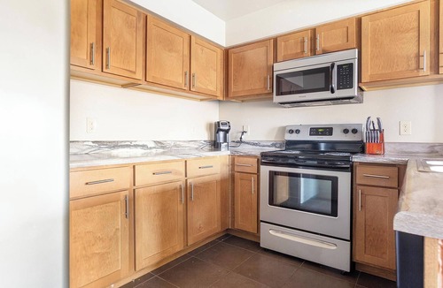 Jenks Apartment | Landing | Amazing 2BD, Clubhouse, Pool