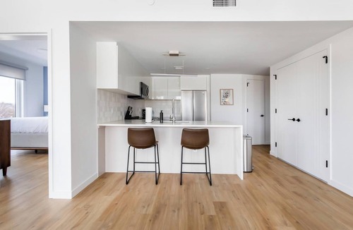Hackensack Apartment | Landing | Amazing 2BD, Courtyard, Game Room