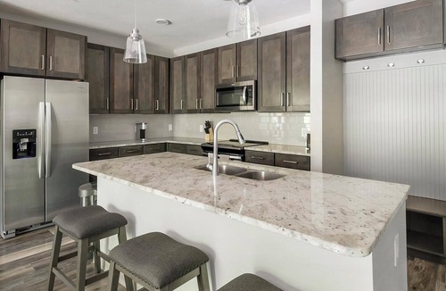 New Caney Apartment | Landing | Amazing 2BD, Gym
