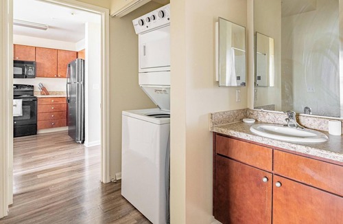 West New Haven Apartment | Landing | Amazing 2BD, Gym