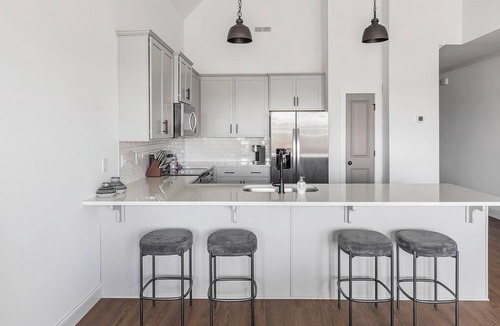 Athens Apartment | Landing | Amazing 2BD, Gym, Clubhouse