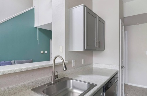 Briarforest Apartment | Landing | Amazing 2BD, Gym, Pool