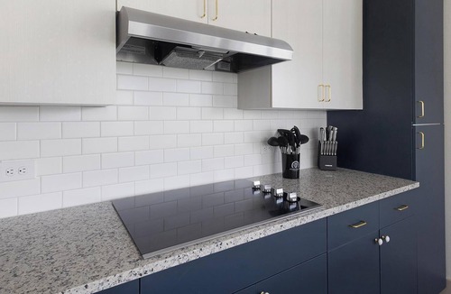 Addicks Apartment | Landing | Amazing 2BD, Gym, Yoga Studio