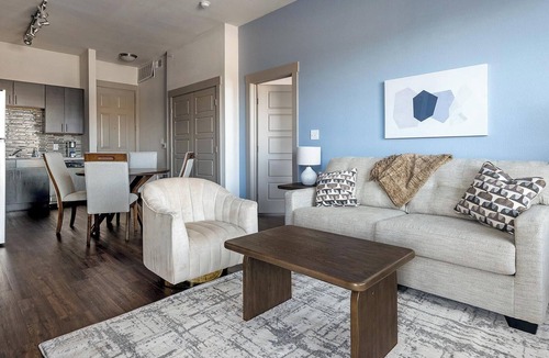 Waco Apartment | Landing | Amazing 2BD, Gym