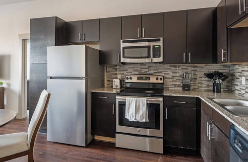 Waco Apartment | Landing | Amazing 2BD, Gym