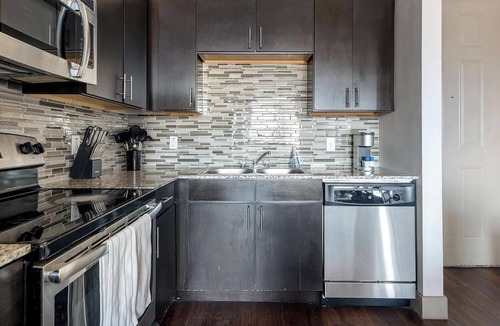 Waco Apartment | Landing | Amazing 2BD, Gym