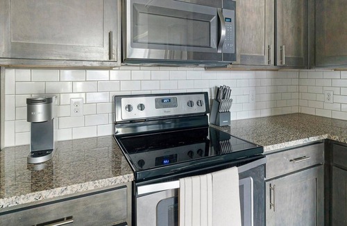 Baytown Apartment | Landing | Amazing 2BD in Bellview Acres Whiting