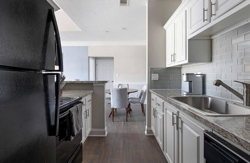 McDonough Apartment | Landing | Amazing 2BD, Pool, Gym